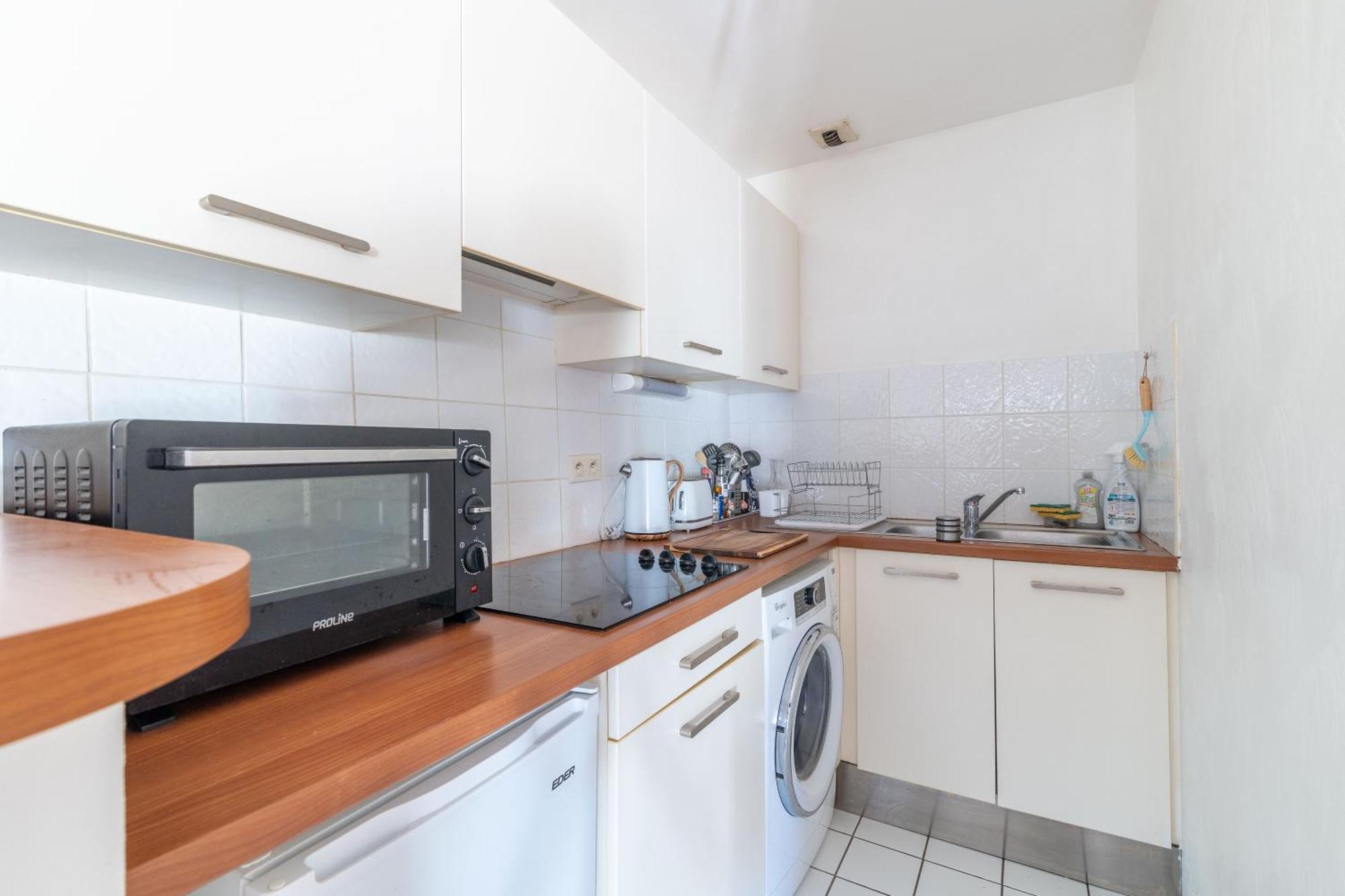 Bel Appartement avec cour au cœur de la Bastide Carcassonne Extérieur photo